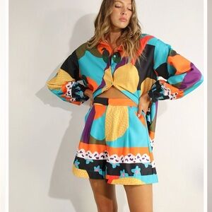 Mulla Multicolor short set Coral & Black Accent oversized small